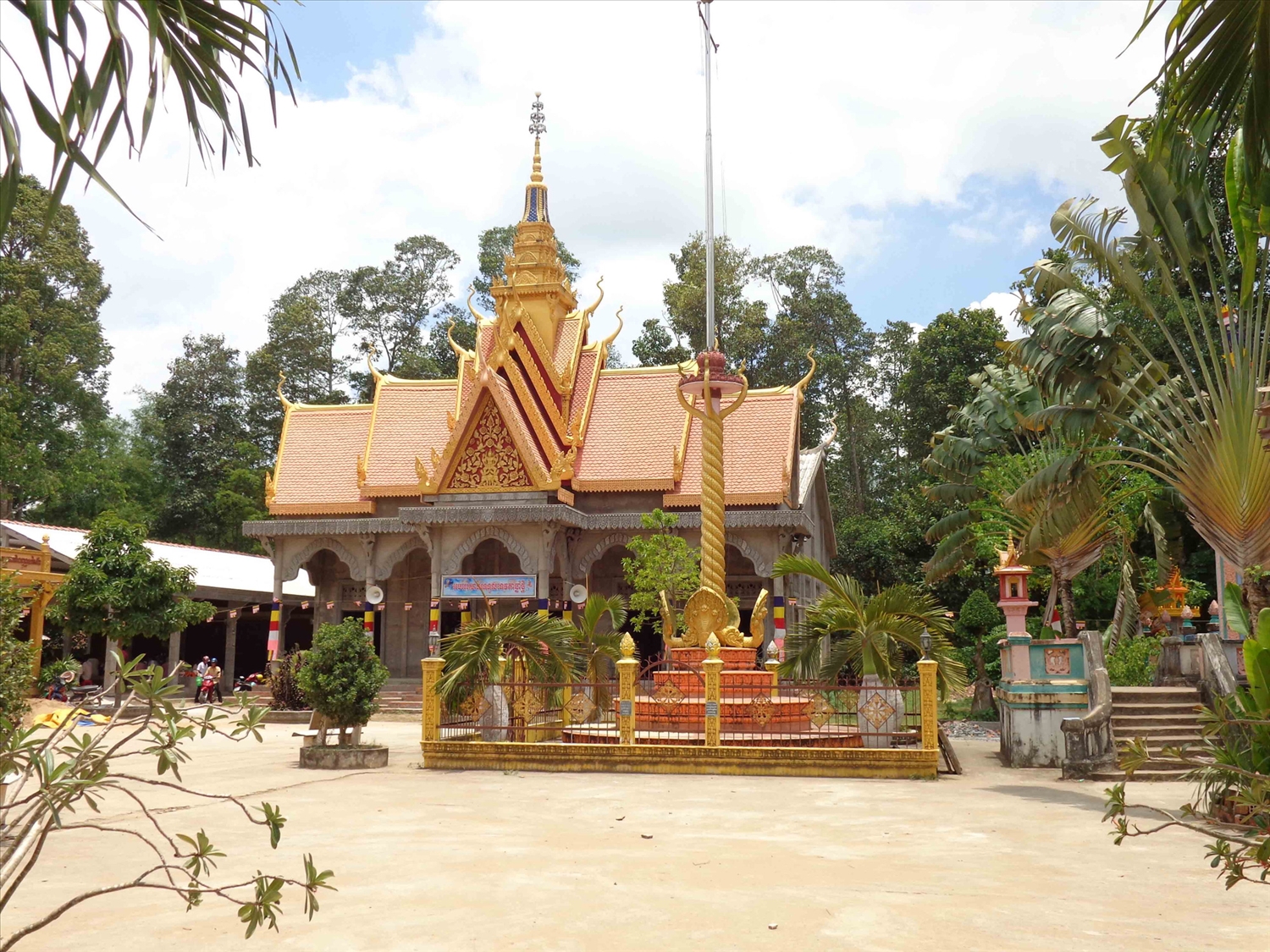 (CHUYÊN ĐỀ DTTG) Chùa Khmer “đạo và đời” gắn kết tình người: Nơi nuôi dưỡng lòng yêu nước và phát huy truyền thống cách mạng (Bài 2) 1