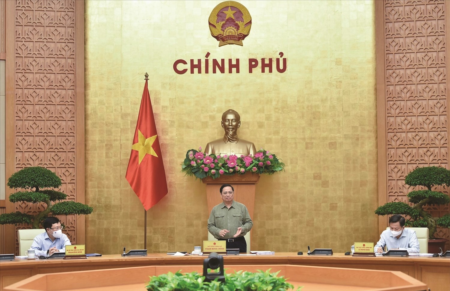 Thủ tướng Phạm Minh Chính phát biểu tại phiên họp Chính phủ thường kỳ tháng 10/2021.