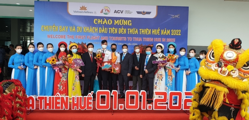 Thừa Thiên Huế đón những vị khách đầu tiên của năm 2022