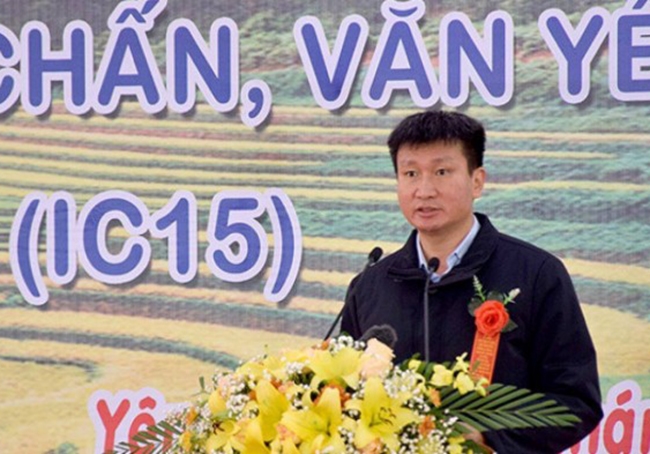Chủ tịch UBND tỉnh Yên Bái Trần Huy Tuấn phát biểu tại Lễ khởi công