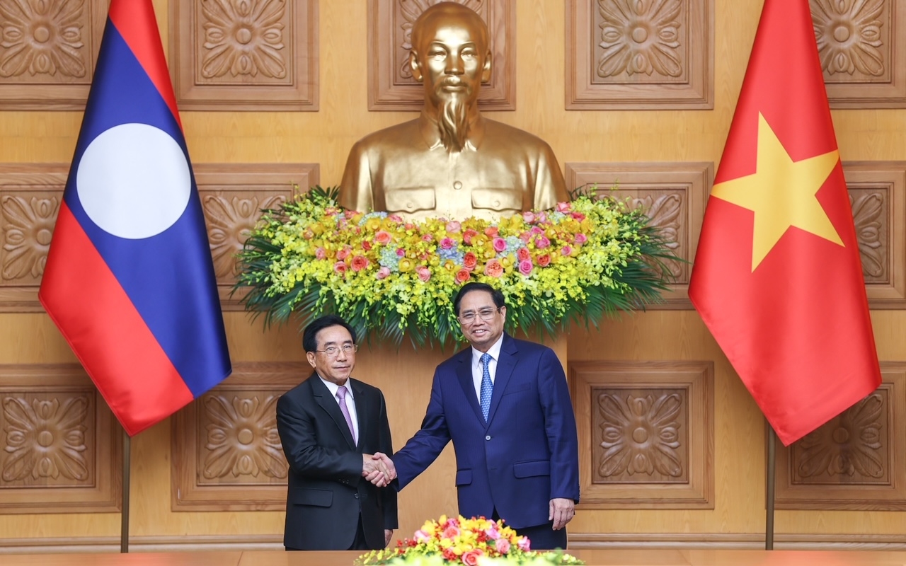 Thủ tướng Chính phủ Phạm Minh Chính và Thủ tướng Chính phủ Lào Phankham Viphavanh tại hội đàm. Ảnh: VGP/Nhật Bắc
