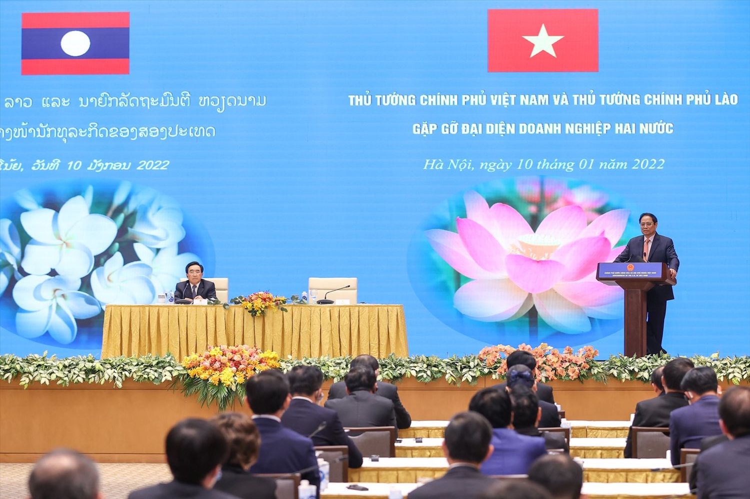 Thủ tướng Phạm Minh Chính cho rằng trong hoạt động hợp tác kinh tế giữa hai nước, ngoài quyết tâm và trí tuệ, còn cần sự nồng ấm về cảm xúc của trái tim - Ảnh: VGP/Nhật Bắc