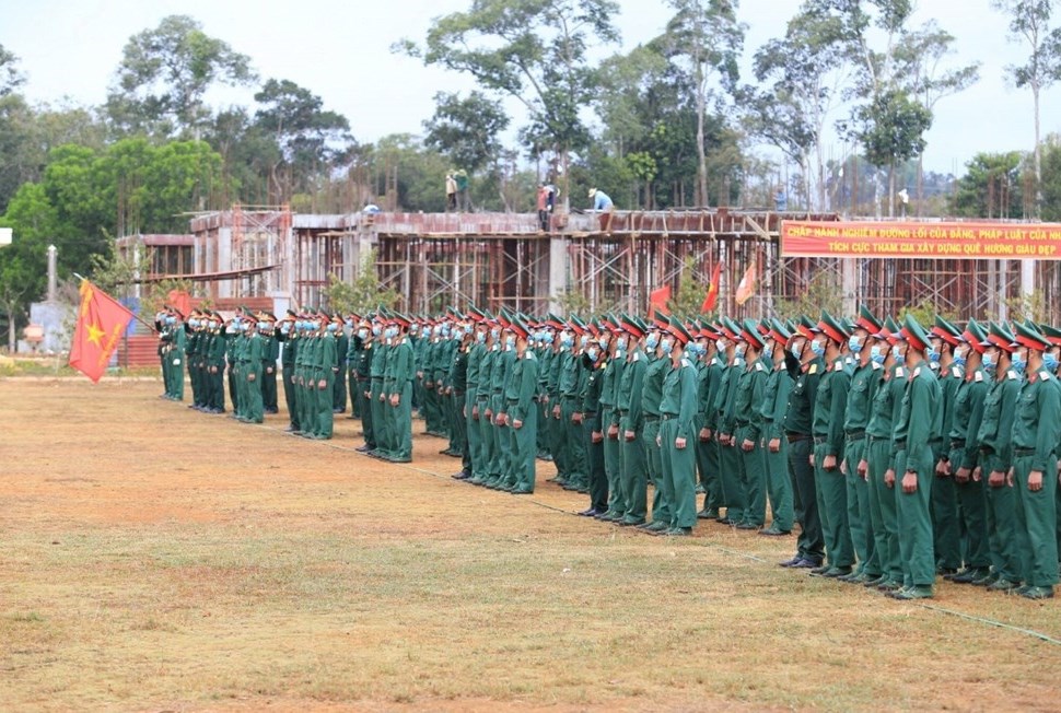 Bộ chỉ huy Quân sự tỉnh Đắk Nông tiễn 473 quân nhân hoàn thành nghĩa vụ địa phương 