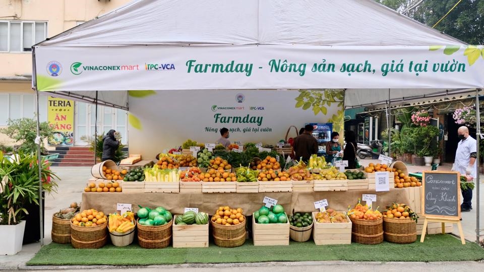 Gian hàng Farmday - Nông sản sạch, giá tại vườn, được khai trương ngày 14/1 tại số 5/1 phố Phạm Văn Bạch, phường Yên Hoà (quận Cầu Giấy)