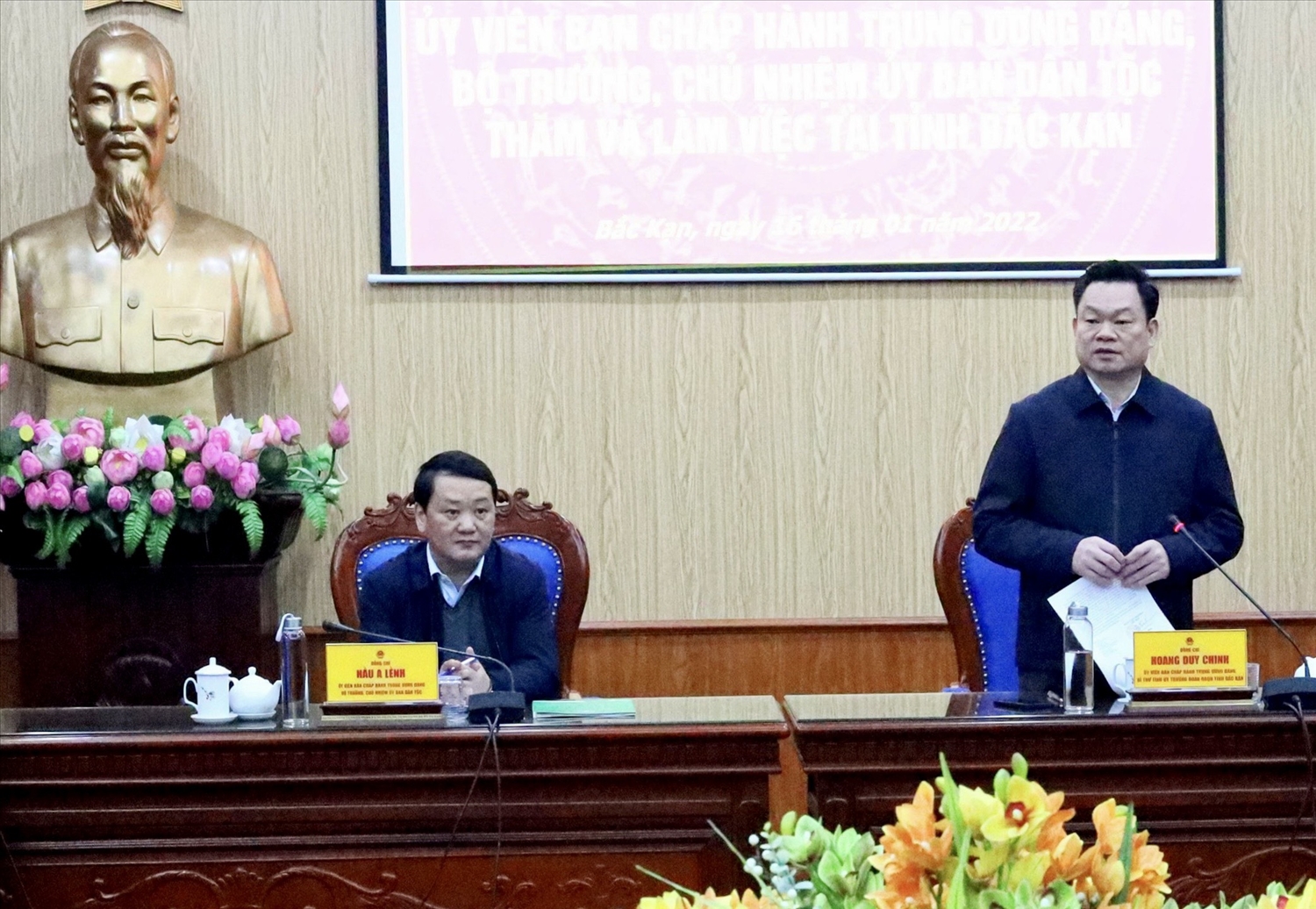 Bí thư Tỉnh ủy Hoàng Duy Chinh phát biểu tại buổi làm việc