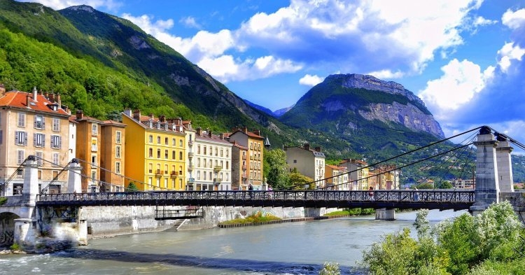 Thành phố Grenoble của Pháp vừa tổ chức lễ đón nhận danh hiệu "thủ đô xanh của châu Âu" 2022. Ảnh: pixabay.com