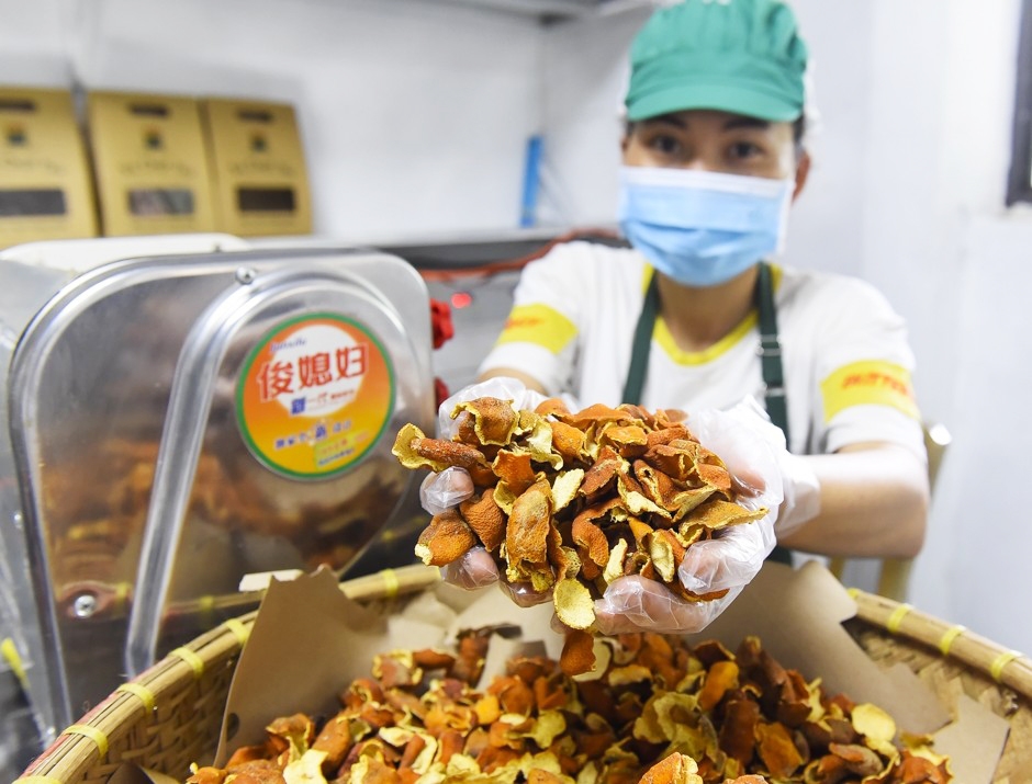 Công ty TNHH Puluong Cuisine thu mua để chế biến ra thành trà và các loại sirô trị ho