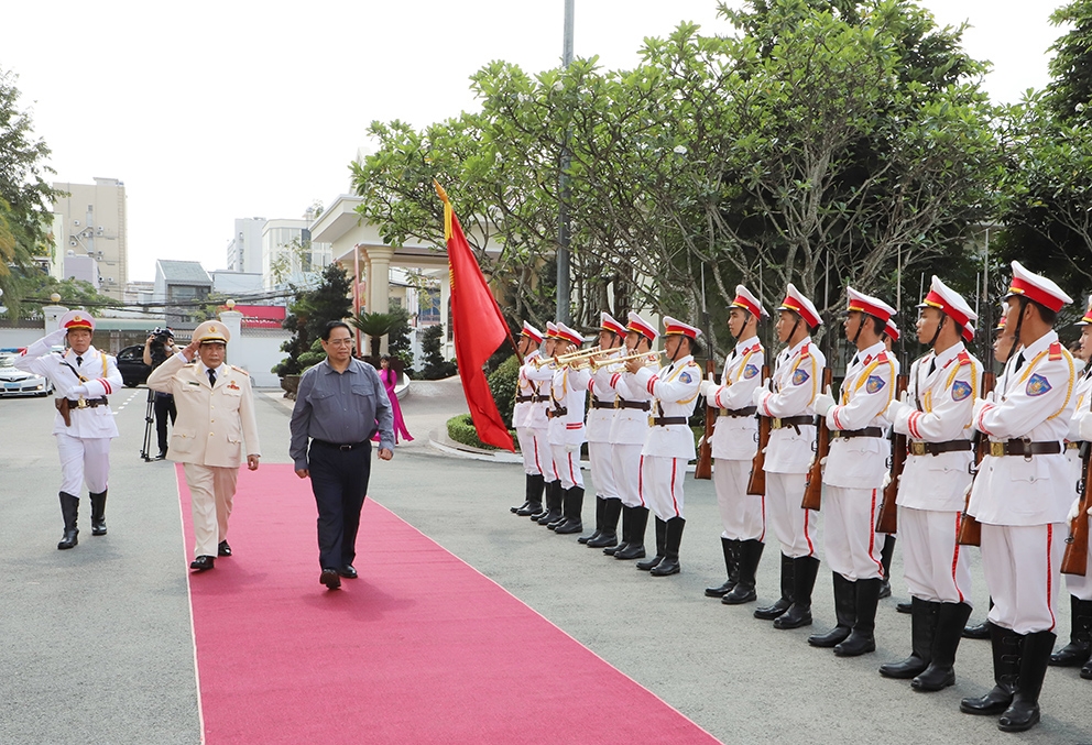Thủ tướng Phạm Minh Chính đến thăm và làm việc với Công An TP. Cần Thơ