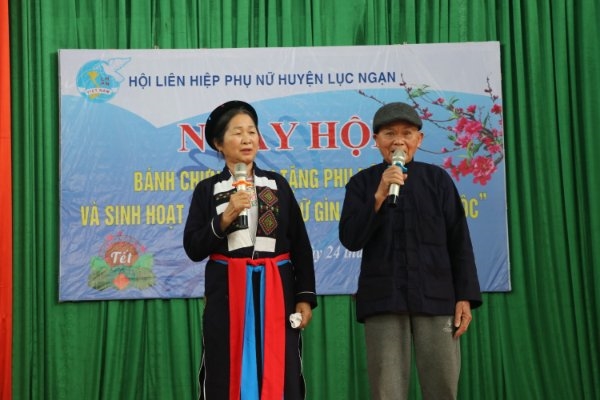 Người dân ở xã Phú Nhuận biểu diện sình ca