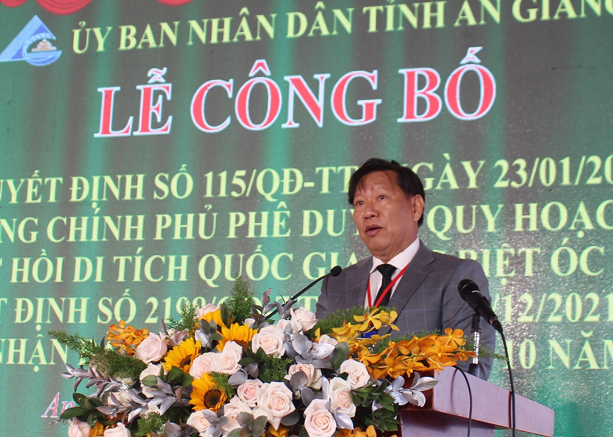 Tỉnh ủy viên, Phó Chủ tịch UBND tỉnh An Giang Trần Anh Thư phát biểu tại buổi Lễ