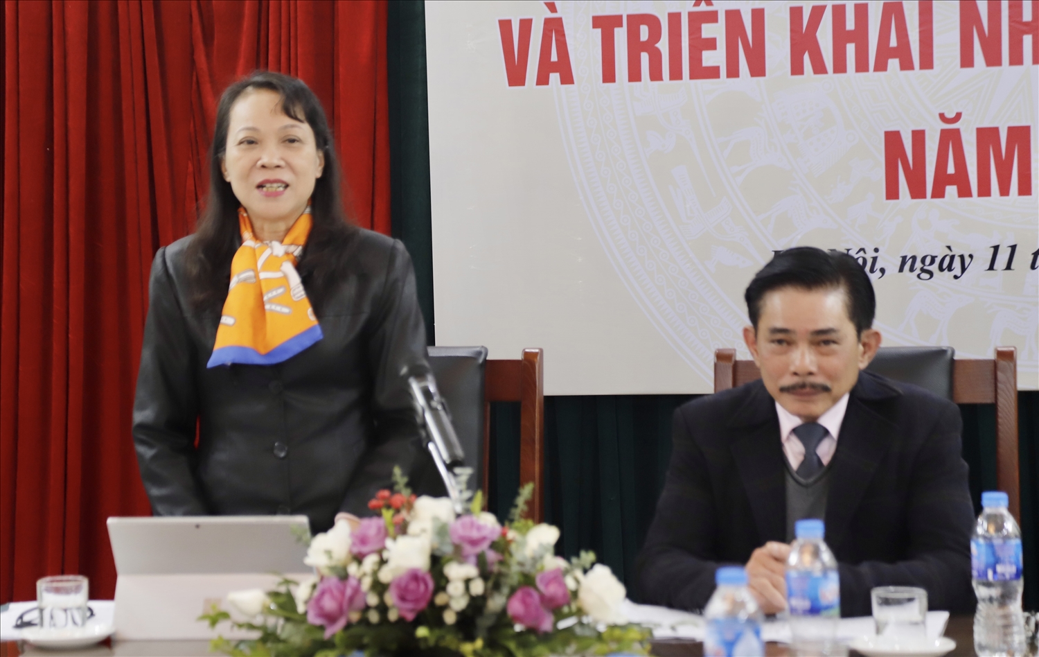 Thứ trưởng, Phó Chủ nhiệm UBDT Hoàng Thị Hạnh phát biểu tại buổi gặp mặt