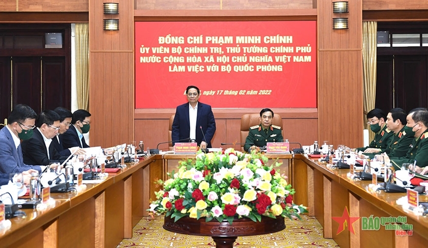 Thủ tướng Phạm Minh Chính chủ trì buổi làm việc. Ảnh: TRỌNG HẢI