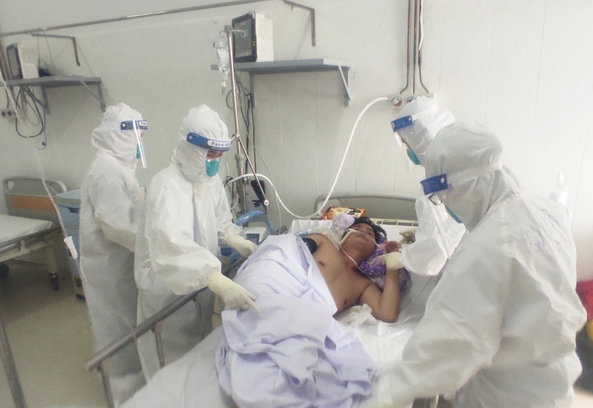 Bệnh nhân Covid-19 nặng điều trị tại Bệnh viện Đa khoa vùng Tây Nguyên