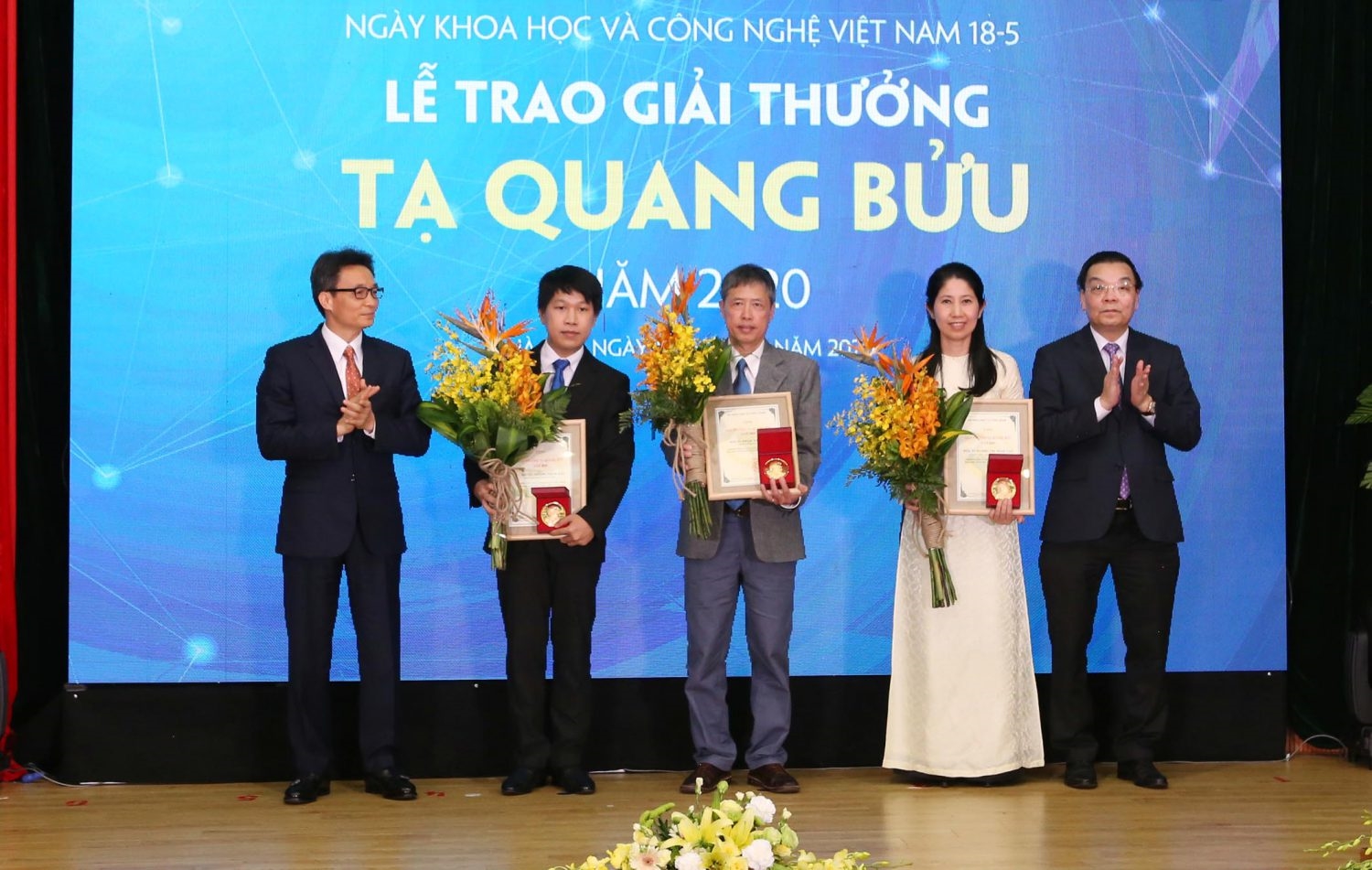 Các nhà khoa học được nhận Giải thưởng Tạ Quang Bửu năm 2020 (Ảnh TL)