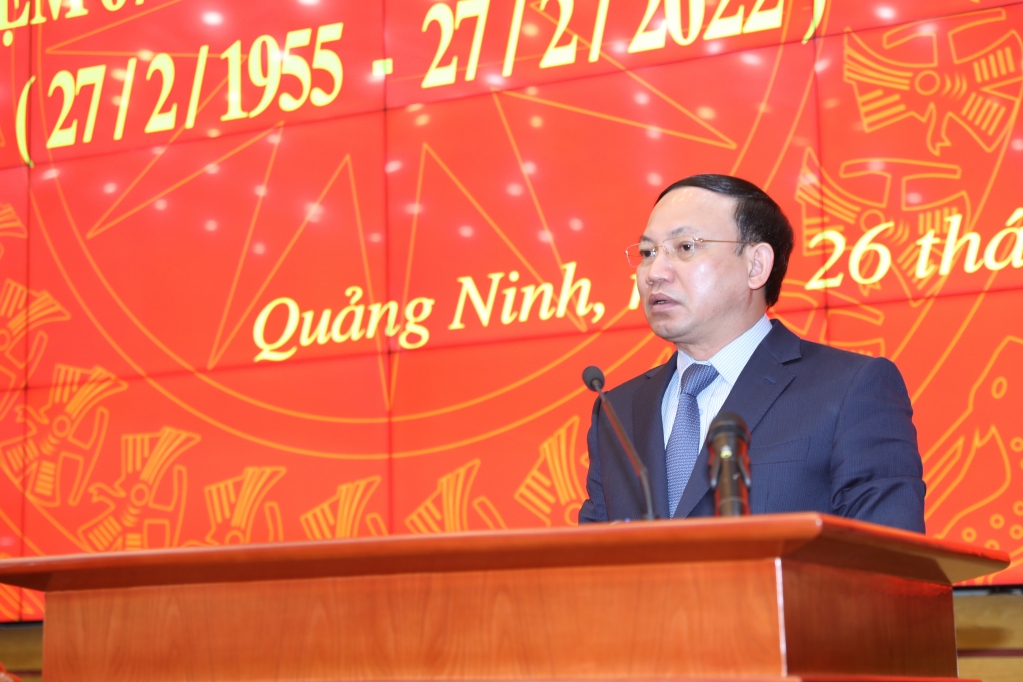 Ông Nguyễn Xuân Ký, Ủy viên Trung ương Đảng, Bí thư Tỉnh ủy, Chủ tịch HĐND tỉnh Quảng Ninh phát biểu tại Hội nghị