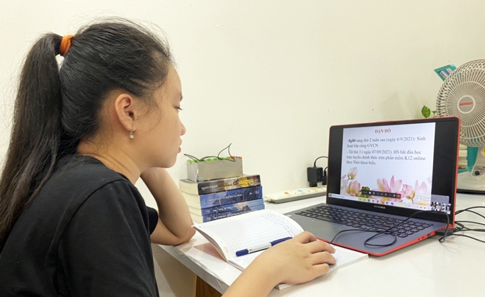 Nhiều trường ở Hà Nội chuyển sang phương án dạy học trực tuyến từ ngày 7/3/2022. 