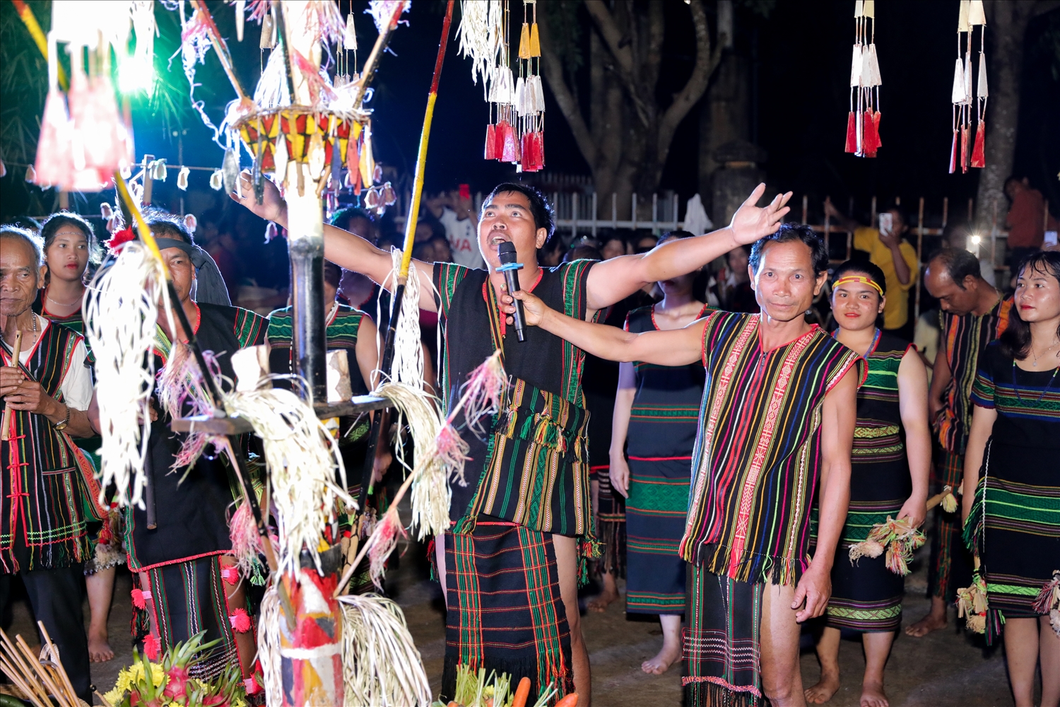Trải nghiệm lễ hội của các dân tộc bản địa