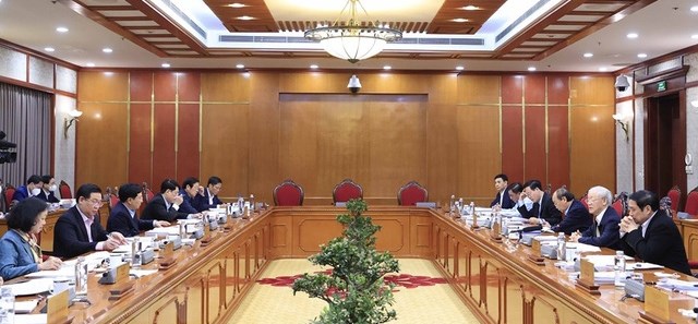 Quang cảnh cuộc họp Bộ Chính trị sáng 11/3.