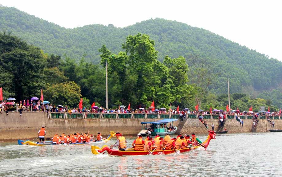 Đa dạng các loại hình du lịch văn hóa tại tỉnh Quảng Ninh ngày du lịch trở lại
