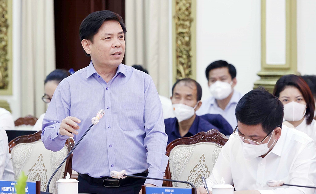 Bộ trưởng Bộ Giao thông Vận tải Nguyễn Văn Thể phát biểu