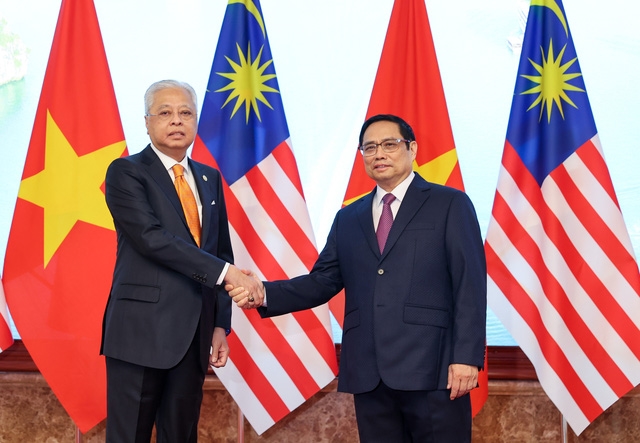Thủ tướng Phạm Minh Chính và Thủ tướng Malaysia Dato' Sri Ismail Sabri Yaacob - Ảnh: VGP/Nhật Bắc