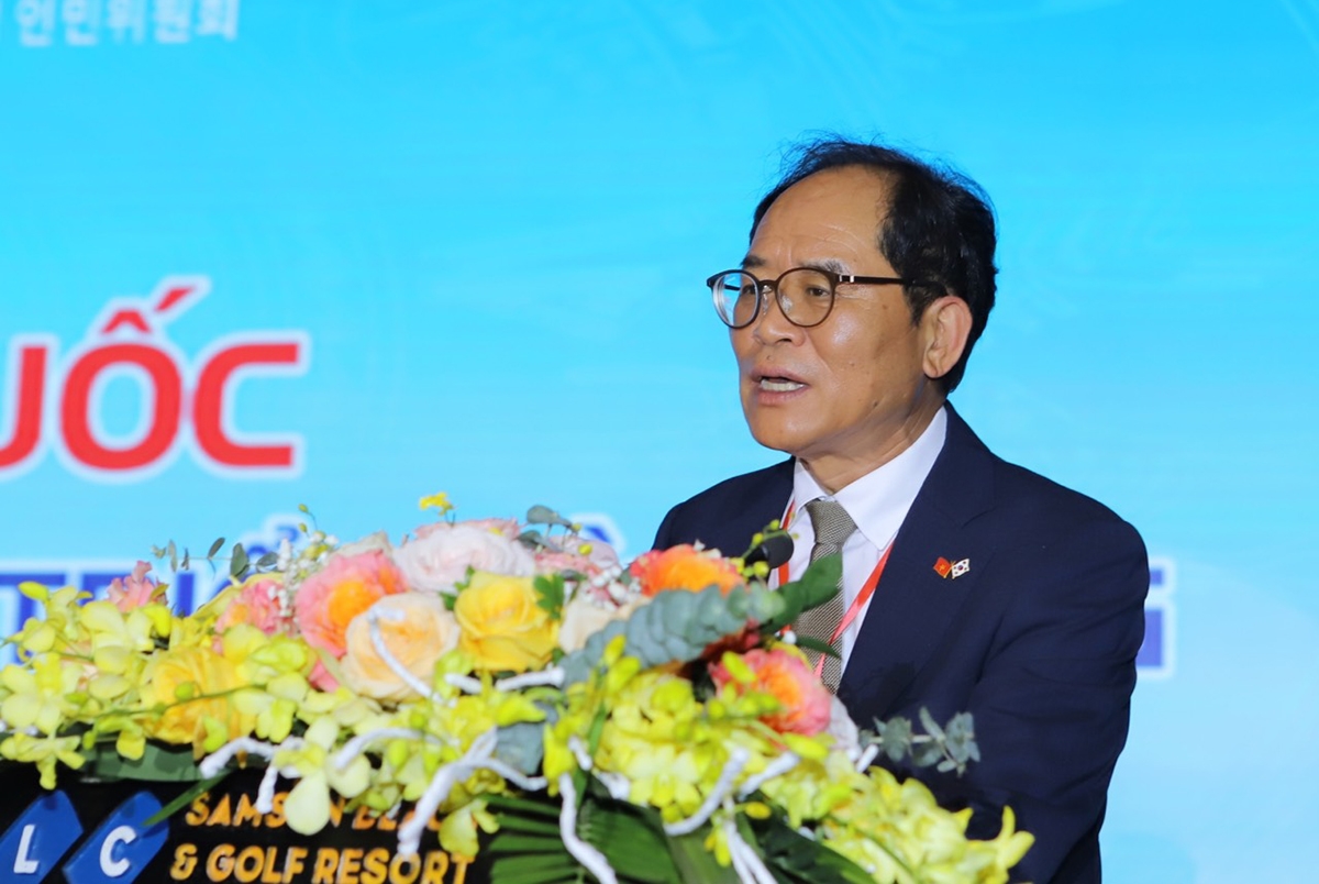 Đại sứ Hàn Quốc tại Việt Nam Park Noh-Wan phát biểu tại Chương trình