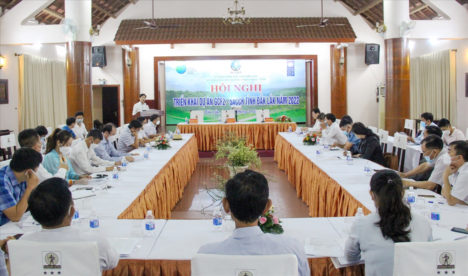 Hội nghị triển khai dự án “Tăng cường khả năng chống chịu của nông nghiệp quy mô nhỏ với an ninh nguồn nước do biến đổi khí hậu khu vực Tây Nguyên và Nam Trung Bộ của Việt Nam (SACCR)