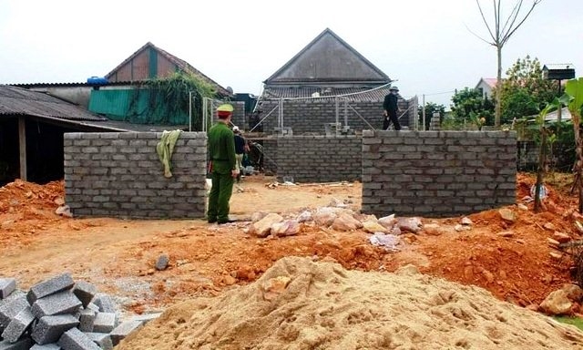 Một công trình xây dựng trên phạm vi đã được hướng tuyến tại xã Trung lộc huyện Can Lộc tỉnh Hà Tĩnh