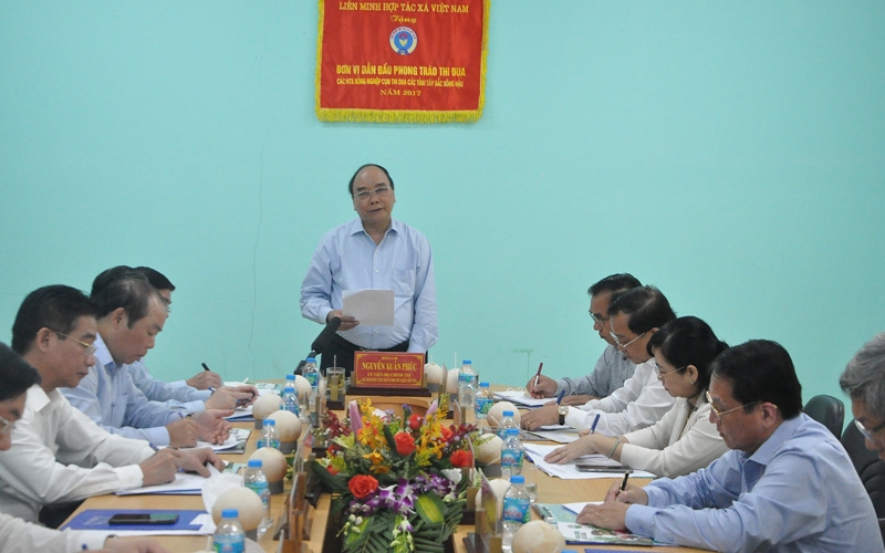 Chủ tịch nước Nguyễn Xuân Phúc phát biểu tại buổi làm việc.