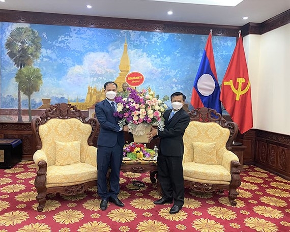 Lãnh đạo Trường Hữu Nghị T78 chúc mừng Tết cổ truyền Bunpimay 2022 của Lào 2