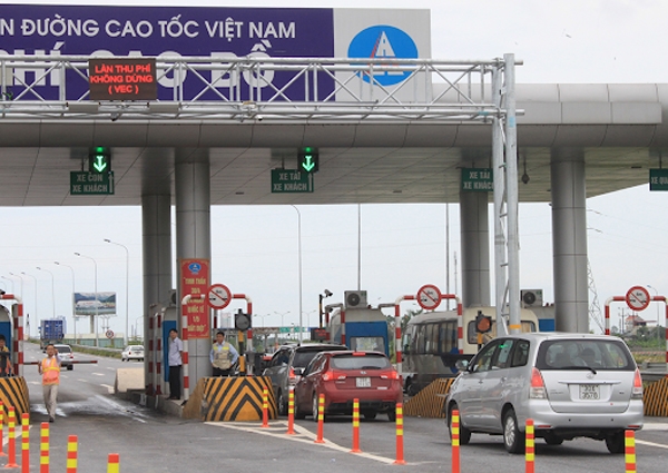 Phó Thủ tướng yêu cầu đẩy nhanh thu phí không dừng với các dự án đường cao tốc gồm cao tốc Cầu Giẽ-Ninh Bình, Nội Bài-Lào Cai, Đà Nẵng-Quảng Ngãi, Bến Lức-Long Thành và TP.HCM-Long Thành-Dầu Giây. Ảnh minh hoạ