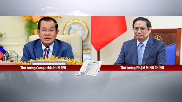 Thủ tướng Phạm Minh Chính gọi điện chúc mừng Thủ tướng Vương quốc Campuchia Hun Sen nhân dịp Tết Chôl Chnăm Thmay - Ảnh: VGP/Nhật Bắc