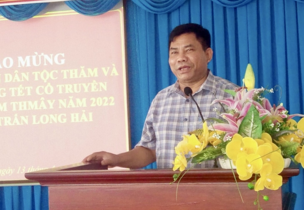 Thứ Trưởng, Phó Chủ nhiệm Y Thông phát biểu chúc mừng Tết cổ truyền Chôl Chnăm Thmây của đồng bào Khmer tại huyện Long Điền, tỉnh Bà Rịa - Vũng Tàu