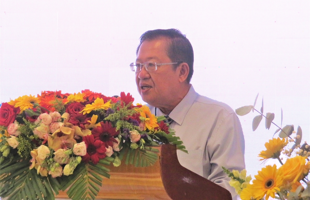  Ông Trần Việt Phường, Chủ tịch Hiệp hội Du lịch ĐBSCL phát biểu tại Đại hội