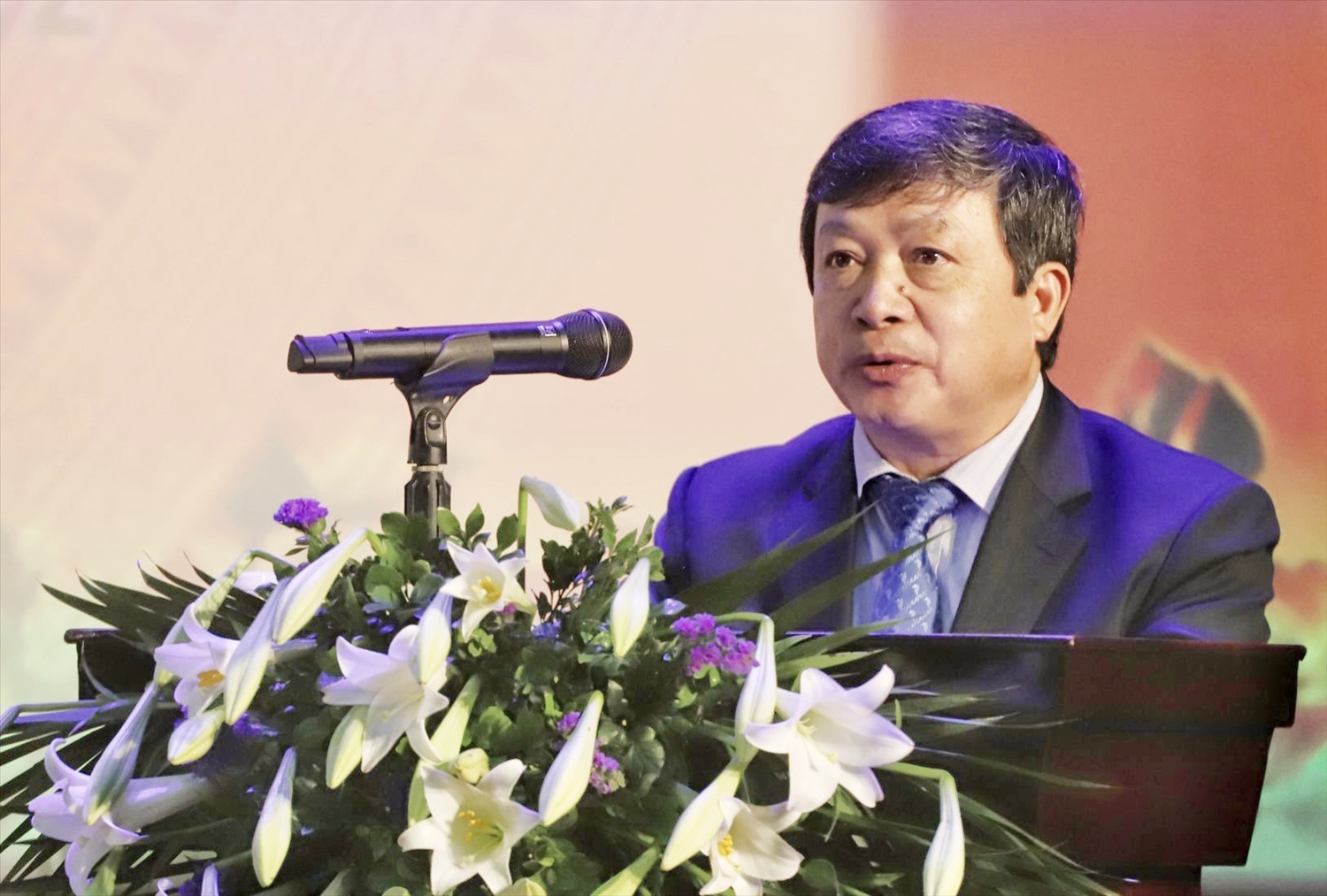 Thứ trưởng Bộ Văn hóa, Thể thao và Du lịch Đoàn Văn Việt phát biểu khai mạc Diễn đàn