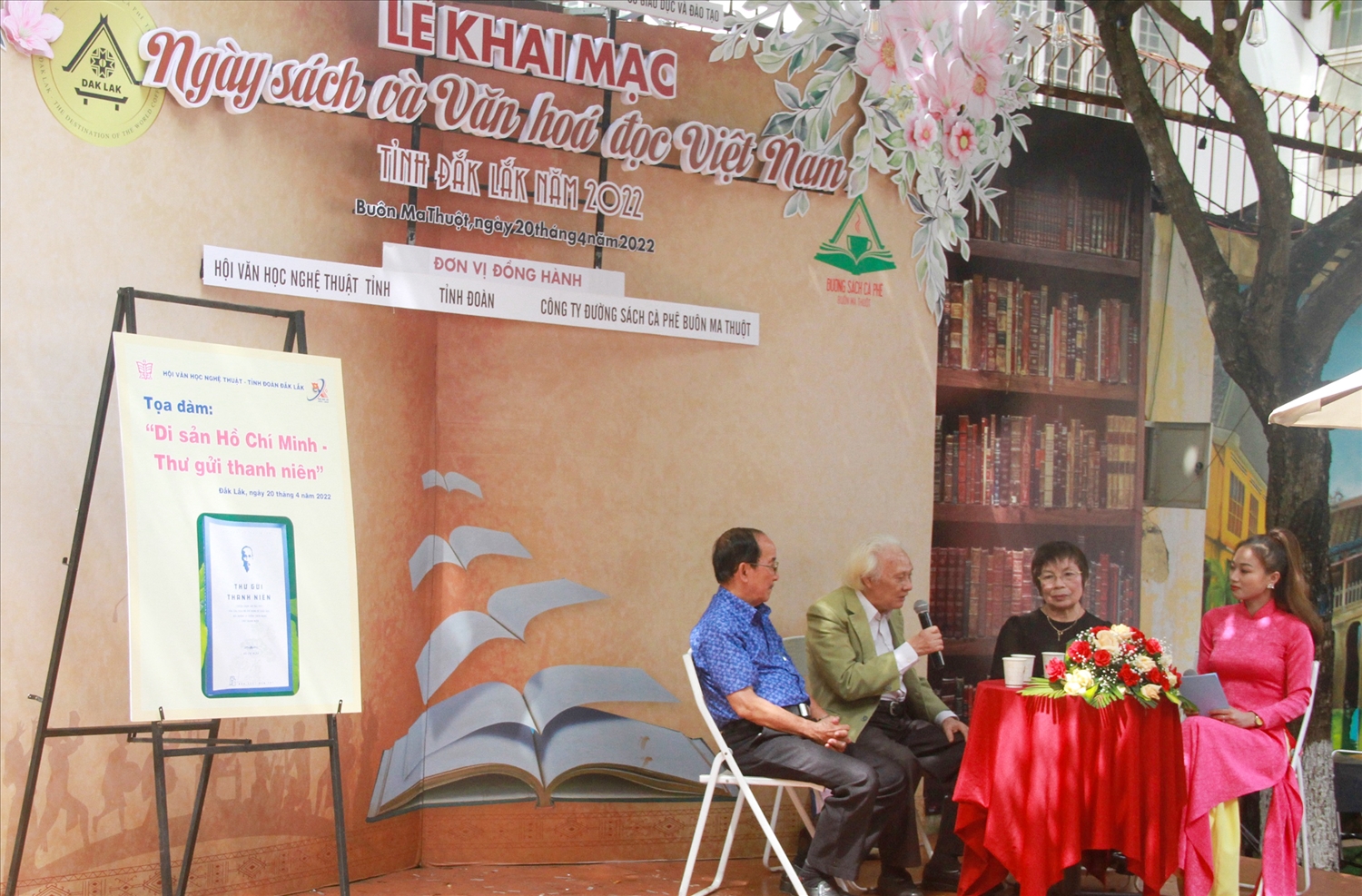 Tọa đàm “Di sản Hồ Chí Minh-Thư gửi thanh niên” là sự kiện hấp dẫn trong Ngày sách và Văn hóa đọc