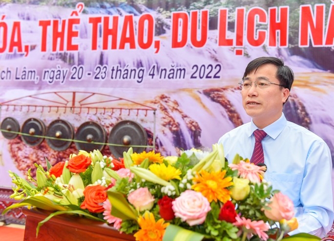 Phó Chủ tịch UBND huyện Thạch Thành Nguyễn Văn Mạnh phát biểu tại Ngày hội