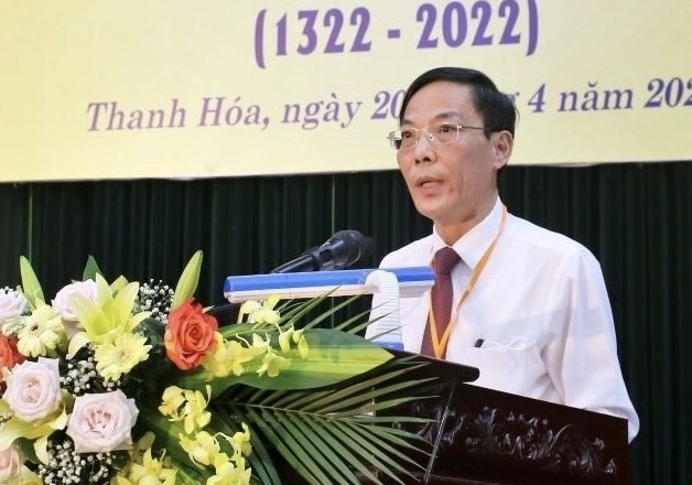 Ông Đầu Thanh Tùng, Phó Chủ tịch UBND tỉnh phát biểu tại Hội thảo
