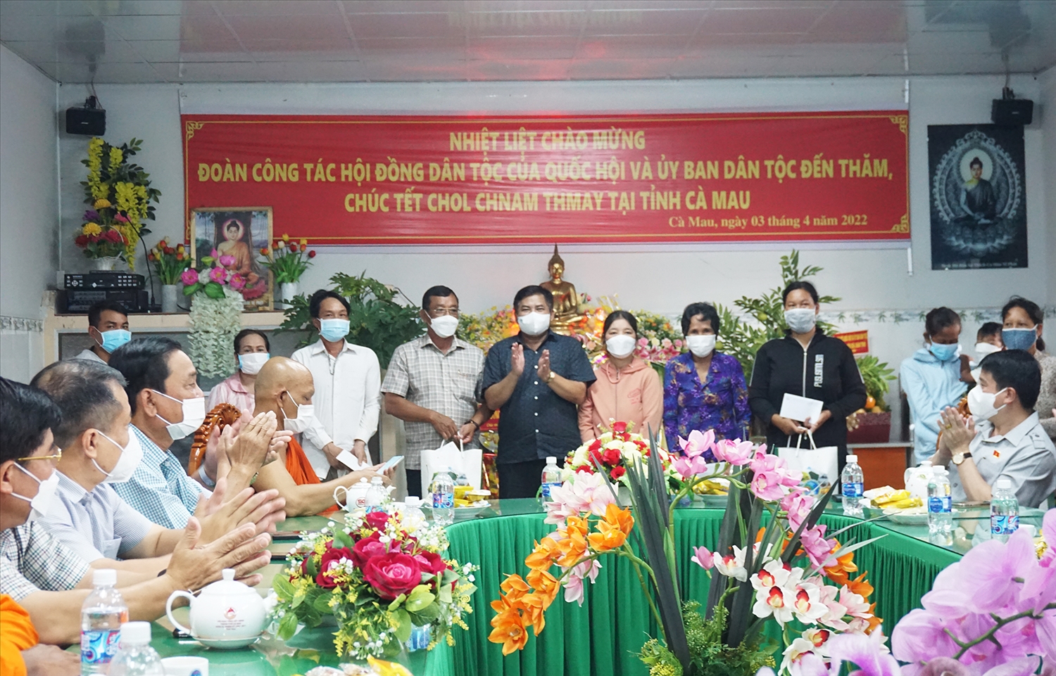 Đoàn công tác Trung ương thăm tặng quà Tết cổ truyền của đồng bào Khmer năm 2022 