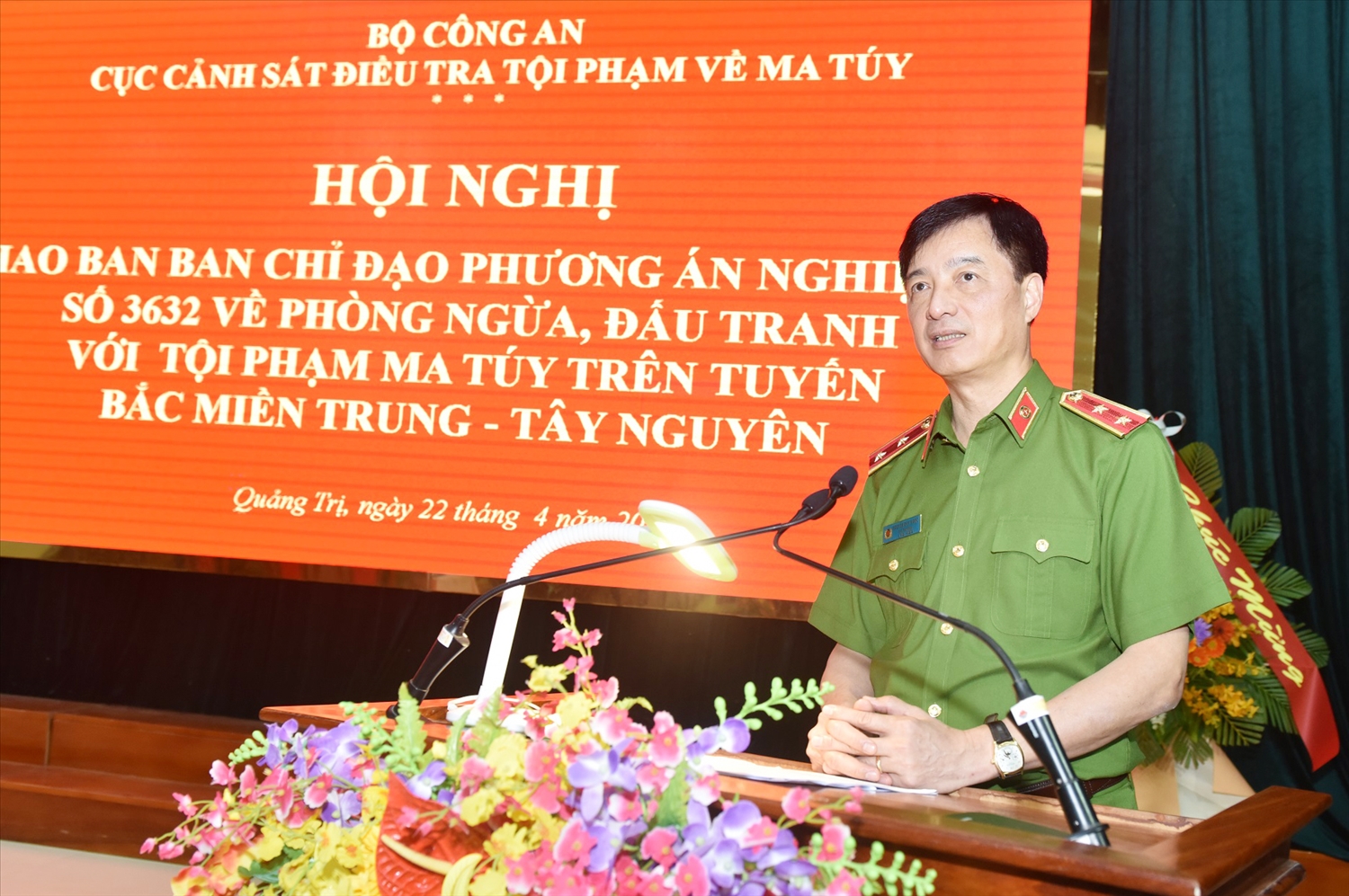 Trung tướng Nguyễn Duy Ngọc - Thứ trưởng Bộ Công an phát biểu chỉ đạo Hội nghị