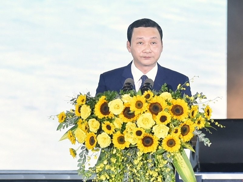 Ông Đỗ Minh Tuấn, Phó Bí thư Tỉnh ủy, Chủ tịch UBND tỉnh Thanh Hóa phát biểu khai mạc Lễ kỷ niệm 115 năm du lịch Sầm Sơn và khai trương Lễ hội du lịch biển năm 2022