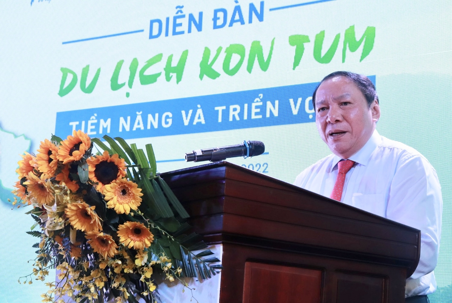Bộ trưởng Bộ VHTT&DL Nguyễn Văn Hùng phát biểu tại Diễn đàn