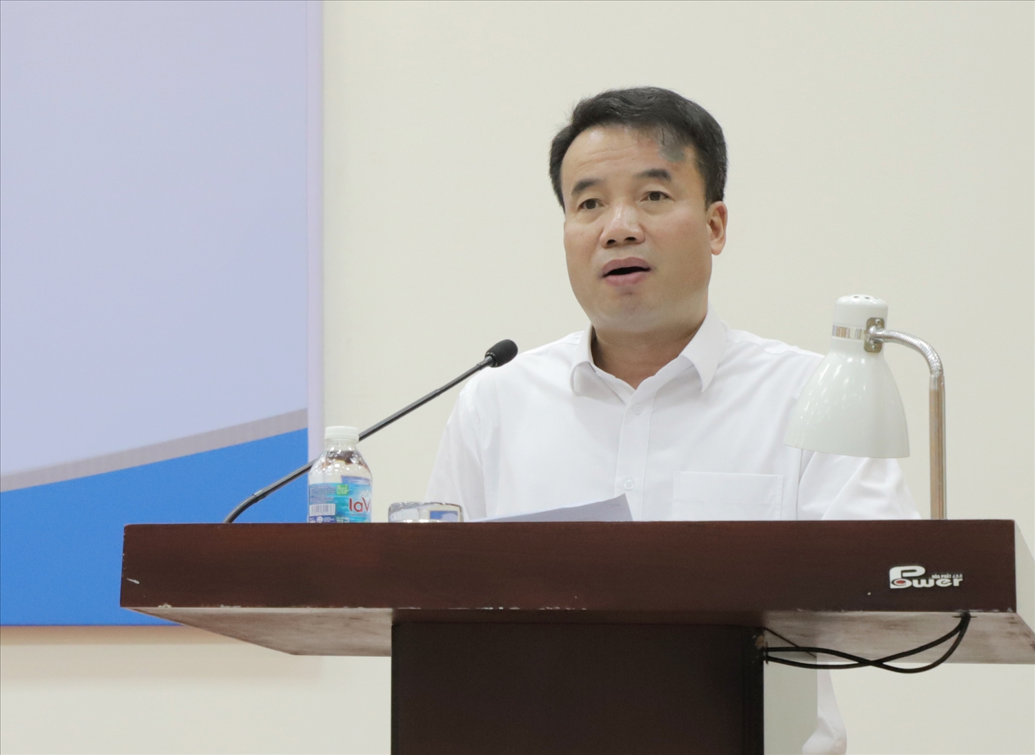 Ông Nguyễn Thế Mạnh, Bí thư Ban Cán sự Đảng, Tổng Giám đốc BHXH Việt Nam phát biểu khai mạc Hội thảo