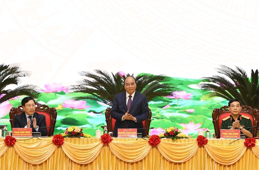Chủ tịch nước Nguyễn Xuân Phúc chủ trì hội nghị