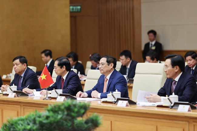 Thủ tướng Phạm Minh Chính đề nghị Nhật Bản hỗ trợ Việt Nam thực hiện thành công sự nghiệp công nghiệp hóa, hiện đại hóa, độc lập, tự chủ về kinh tế và hội nhập quốc tế sâu rộng. (Ảnh VGP/Nhật Bắc)