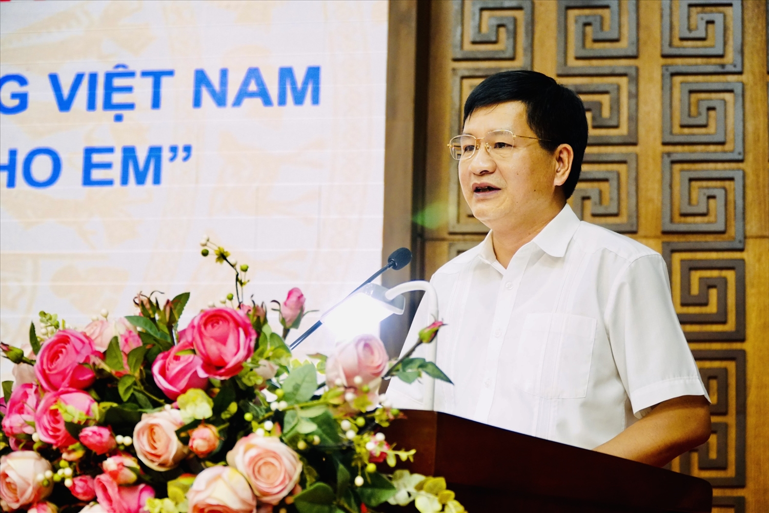 Chủ tịch UBND tỉnh Điện Biên Lê Thành Đô phát biểu tại lễ tiếp nhận.