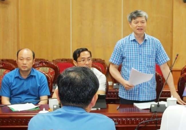 Trưởng ban Dân tộc tỉnh Than Hóa Mai Xuân Bình phát biểu thảo luận tại Hội nghị