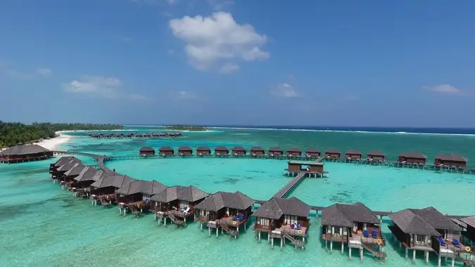 Maldives nổi tiếng là nơi dành cho du lịch cao cấp.