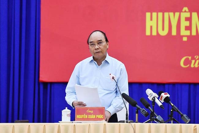 Chủ tịch nước Nguyễn Xuân Phúc phát biểu tại buổi tiếp xúc cử tri. (Ảnh: VGP/Anh Thơ)