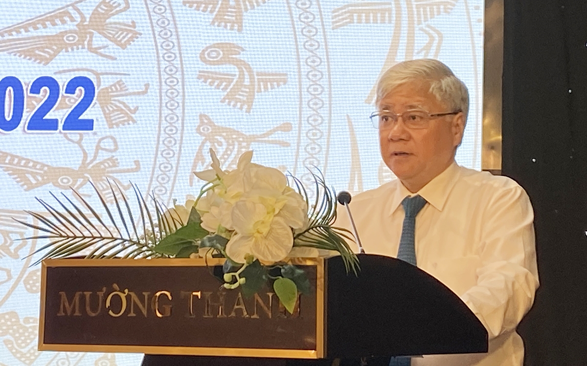 Chủ tịch Ủy ban Trung ương MTTQ Việt Nam Đỗ Văn Chiến phát biểu chỉ đạo Hội nghị